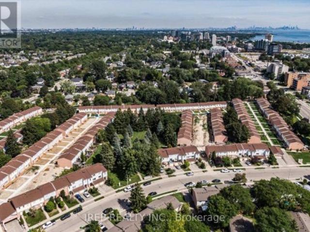 43 1055 Shawnmarr Road, Mississauga, ON, L5H 3V2 townhouse for sale | Listing ID W13763 | Royal LePage