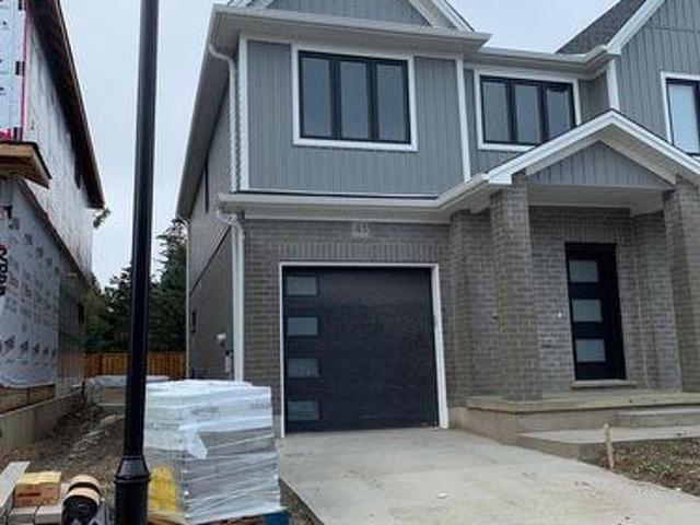 43 1 Miller Drive, Lucan Biddulph Lucan, ON, N0M 2J0 house for sale | Listing ID X13700 | Royal LePage