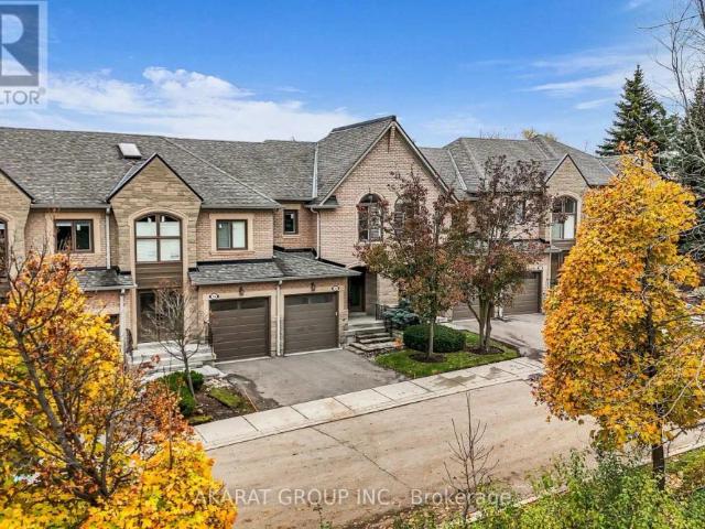 43 2250 ROCKINGHAM DRIVE — 3 Bedroom