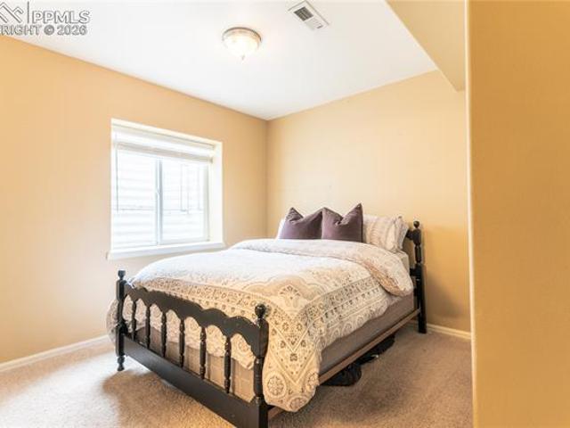 43 Vale Circle