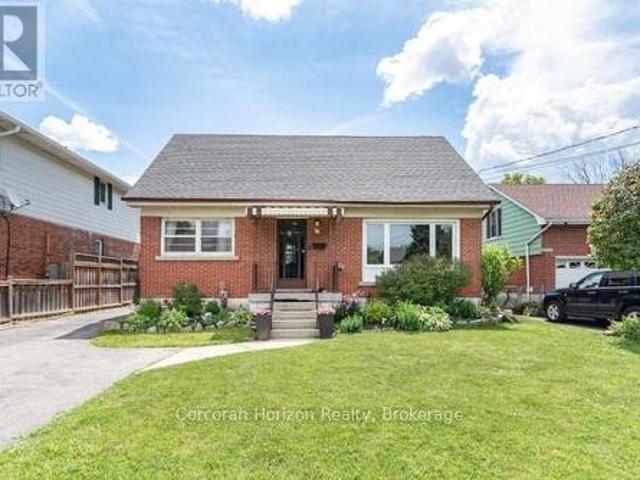 43 Wyngate Avenue E, Hamilton Stoney Creek, ON, L8G 1T3 house for sale | Listing ID X13722 | Royal LePage