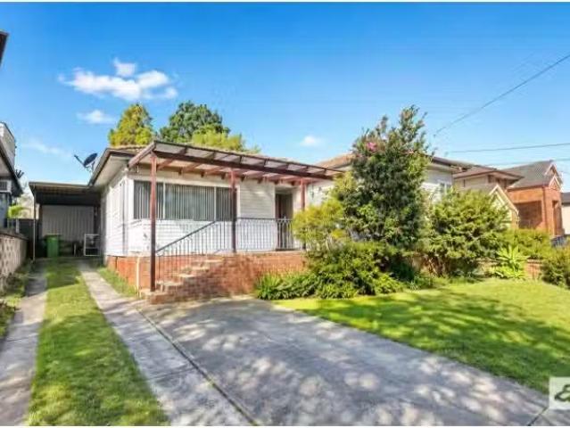 43 Ashby Avenue, Yagoona House for rent Listed by Victor Tran.
