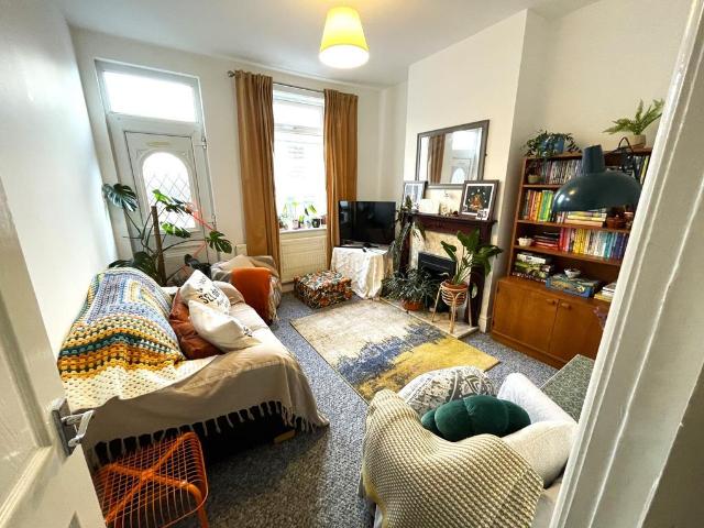 43 Ashford Road, Sheffield 1 bed in a house share to rent £377 pcm £87 pw