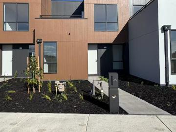 43 Astoria Road, Wollert VIC 3750 Townhouse For Rent | Domain