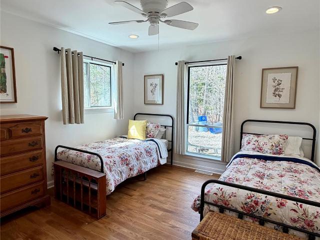 43 B Old Squires Rd, Hampton Bays, NY 11946 | MLS #980423