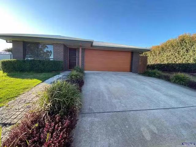 43 Banksia Drive, Kingaroy, QLD 4610