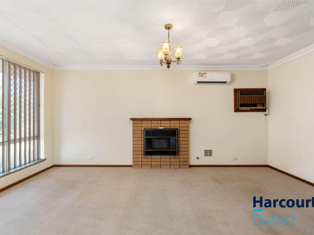 43 Bass Road, BULL CREEK, WA 6149