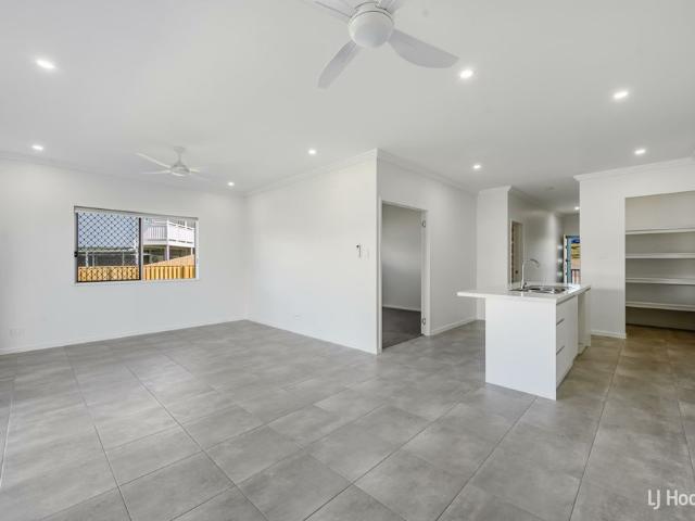43 Bilbao Place, Bushland Beach