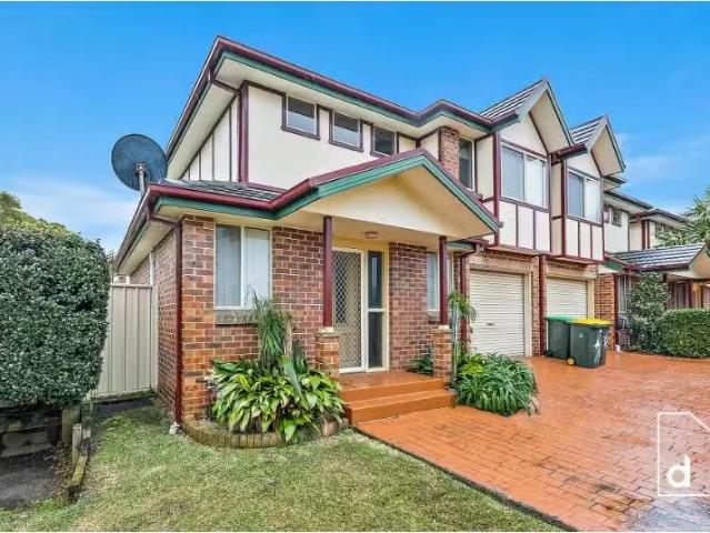 4/3 Bon Accord Street, Corrimal Townhouse for rent Listed by.