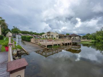 43 Boardwalk Lane