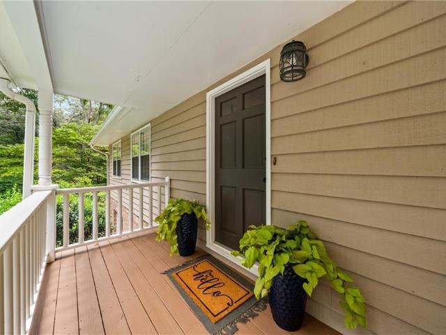 43 Blackfoot Trail SW
