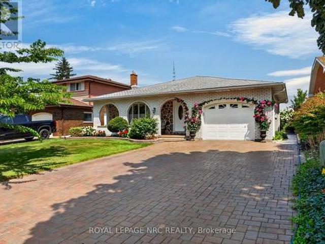 43 Brimley Crescent, St. Catharines Lakeshore, ON, L2M 7A8 house for sale | Listing ID X13682 | Royal LePage