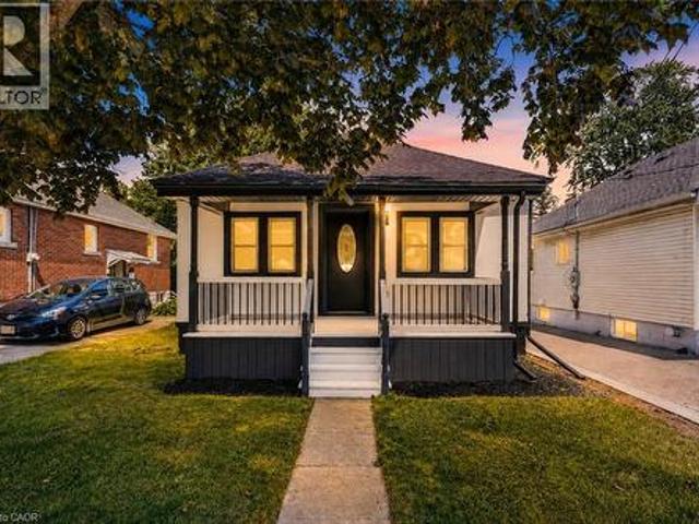 43 Brucedale Avenue E, Hamilton, ON, L9A 1N1 house for sale | Listing ID 40868 | Royal LePage
