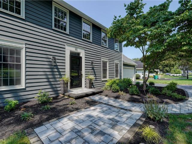 43 Cambric Circle