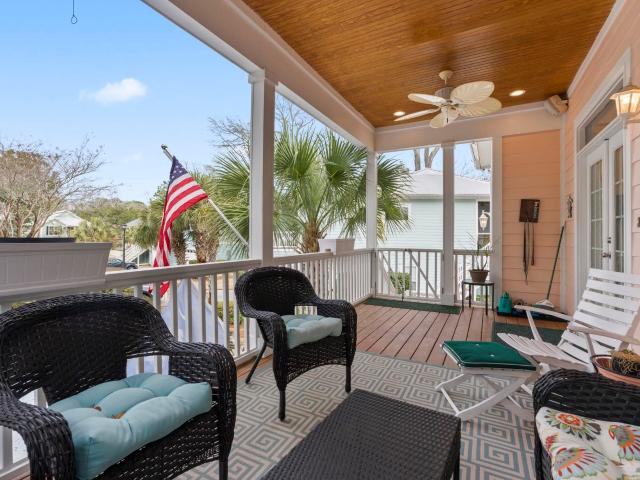 43 Cottage Dr
