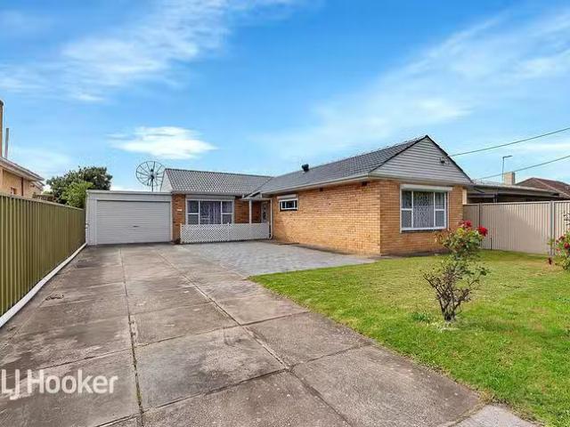43 Clark Terrace, Seaton, SA 5023