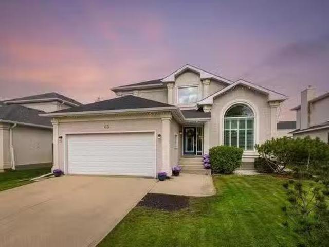 43 Duncan Norrie Drive, Winnipeg, MB, R3P 2K1 house for sale.