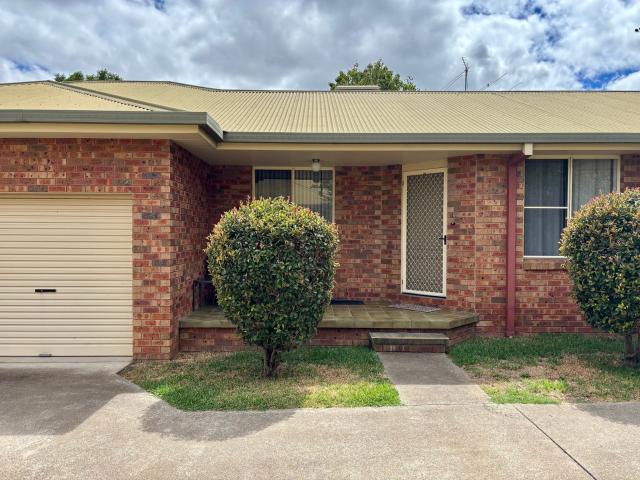 4/3 Gorman Street, TAMWORTH NSW 2340