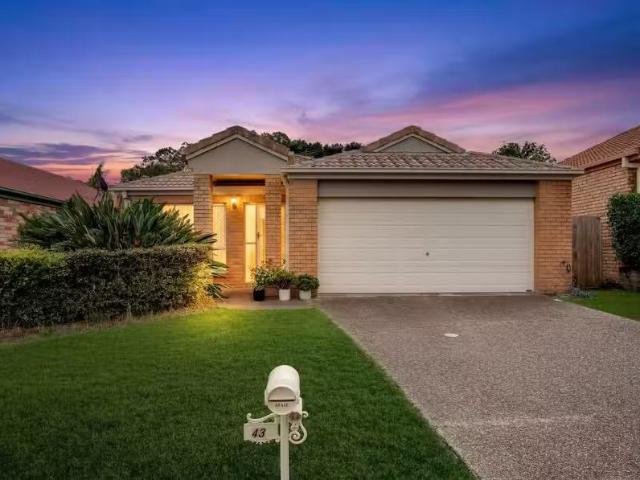 43 Glorious Way, FOREST LAKE, QLD 4078 House for Rent