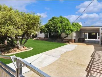 43 Jaeger Avenue, Gunnedah House for rent Listed by Samantha.