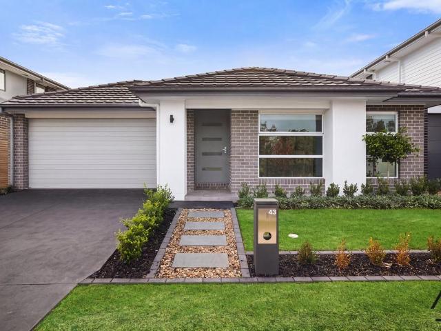 43 McClymont Drive, Catherine Field