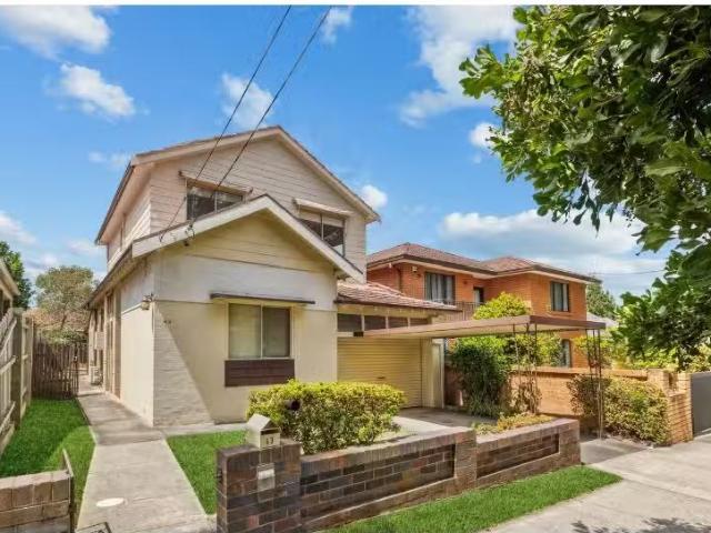 43 Marlborough Road, WILLOUGHBY House for rent Listed by Tahl.