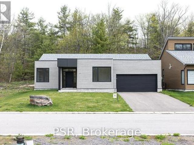 43 Muskoka Bay Boulevard, Gravenhurst. Muskoka S, ON, P1P 0A1 house for sale | Listing ID X13122 | Royal LePage