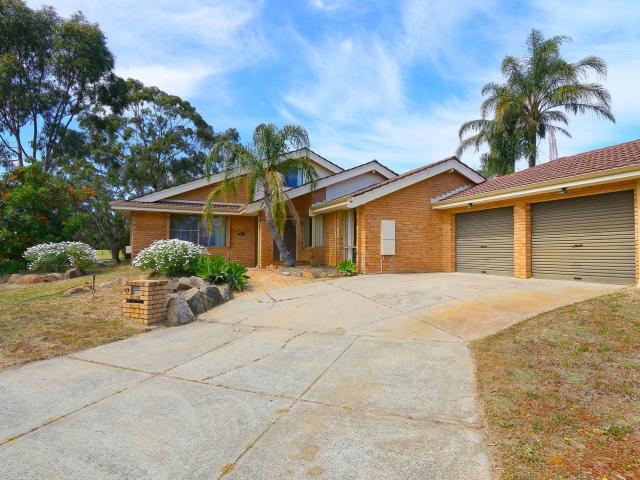 43 Paterson Gardens, WINTHROP, WA 6150