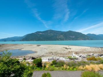 43 Point Terrace, West Vancouver, BC, V0N 3Z1 townhouse for sale | Listing ID R3119 | Royal LePage