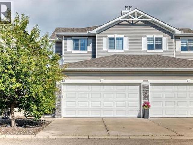 43 Rockmont Court Nw, Calgary, AB, T3G 5V8 house for sale | Listing ID A2327 | Royal LePage