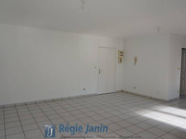 43 RUE SEIGNEMARTIN LYON 8 STUDIO