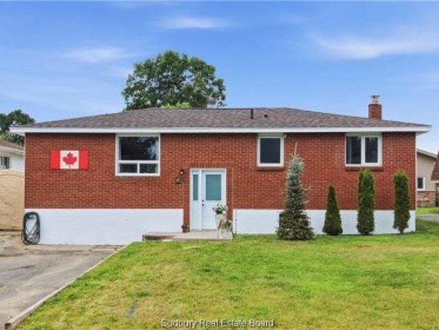 43 Shamess Crescent, Espanola, ON, P5E 1B9 house for sale | Listing ID 2130 | Royal LePage