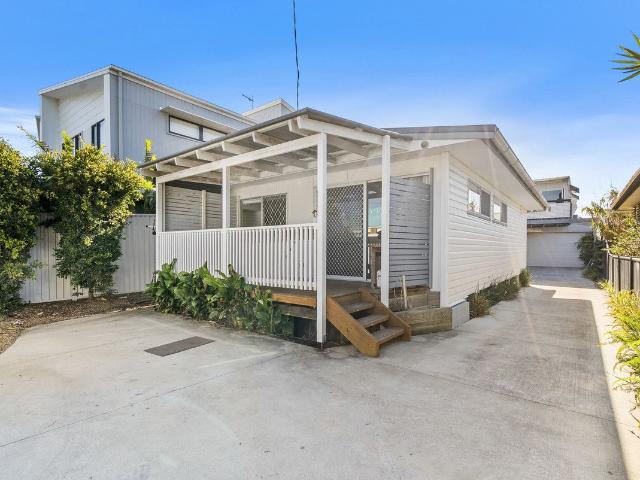 43 Sixth Avenue, Palm Beach, QLD 4221