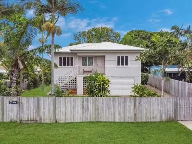 43 Sixth Street East, South Townsville, QLD 4810