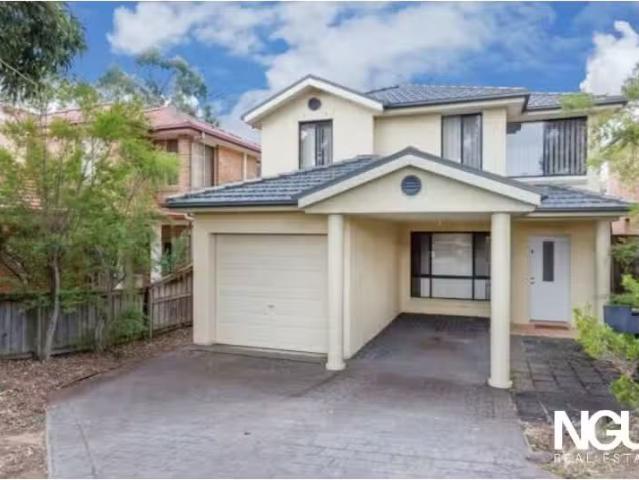 43A Crestview Drive, Glenwood House for rent Listed by Malak.