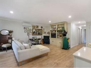 43A Barina Avenue, Kilaben Bay House for rent Listed by First.