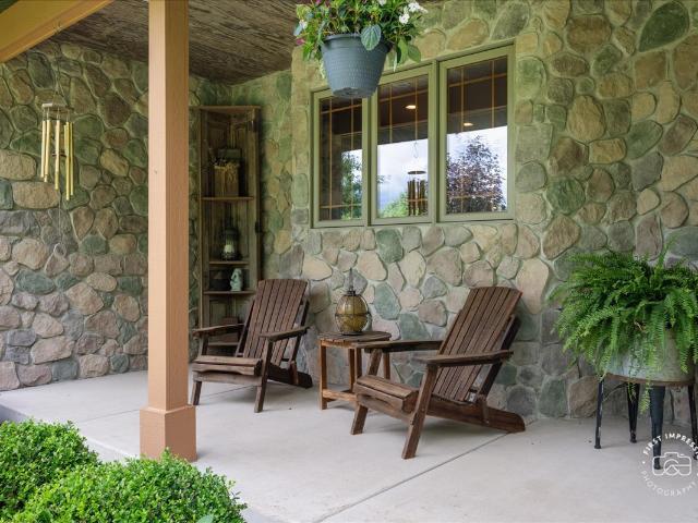 43W211 Tall Pines Road