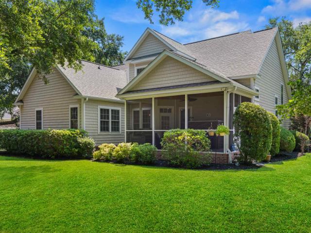 4004 Bayfield Loop