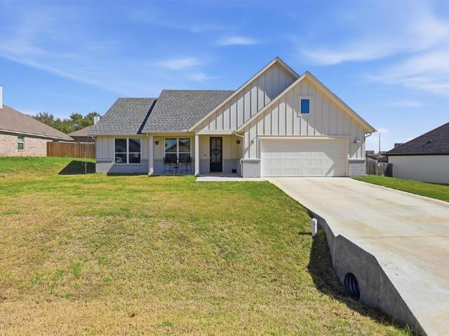 4004 Gallivant Dr, Granbury, TX 76049 | MLS #21191