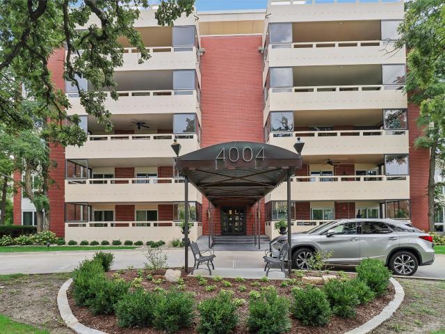 4004 Grand Avenue 203