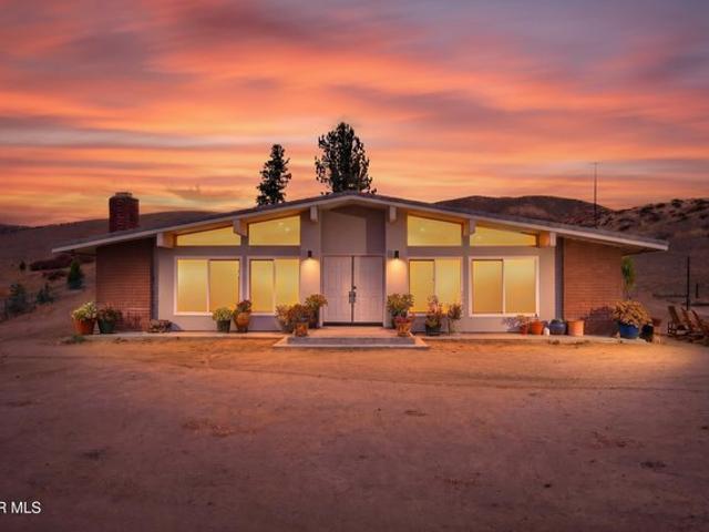 40051 W 72nd St, Leona Valley, CA 93551