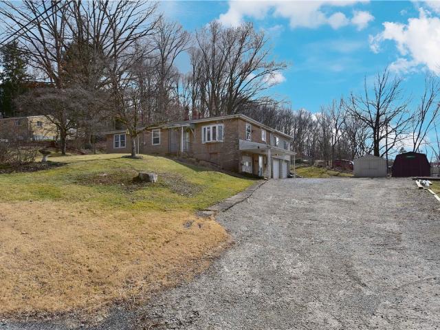 4006 Vistavue Drive