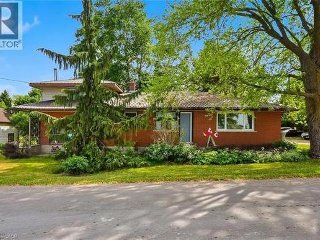 4007 Line 61, Milverton, ON, N0K 1M0 house for sale | Listing ID 40838 | Royal LePage