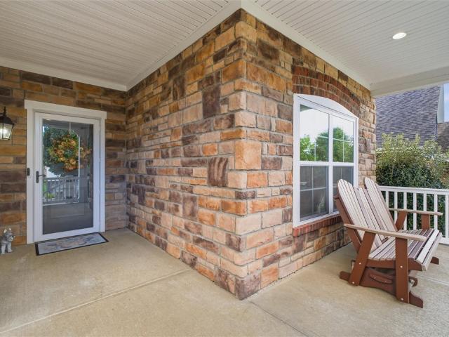 4007 Sir James Dr