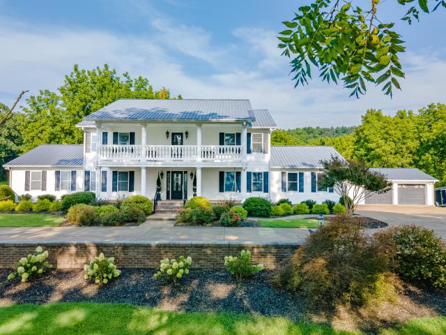 4000 Cantebury Dr