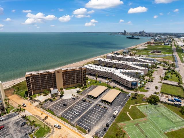 4000 Surfside Boulevard 703
