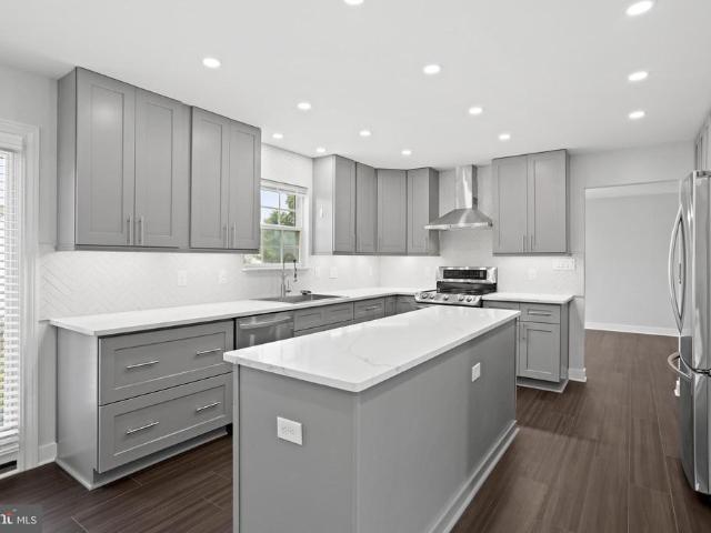 4001 mossy bank ln