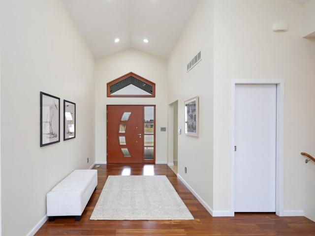 4001 Cartier Avenue, Ames, USA, IA