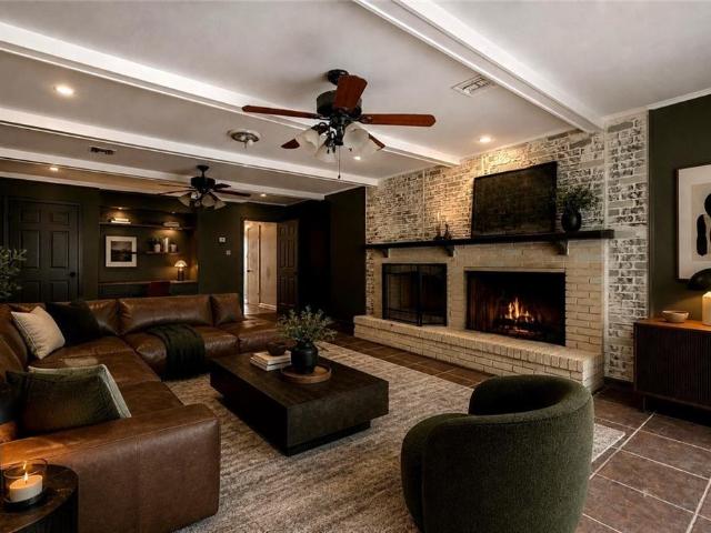 4001 Clifford Drive