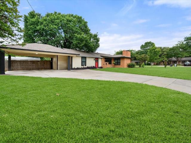 4001 Trail Lake Drive